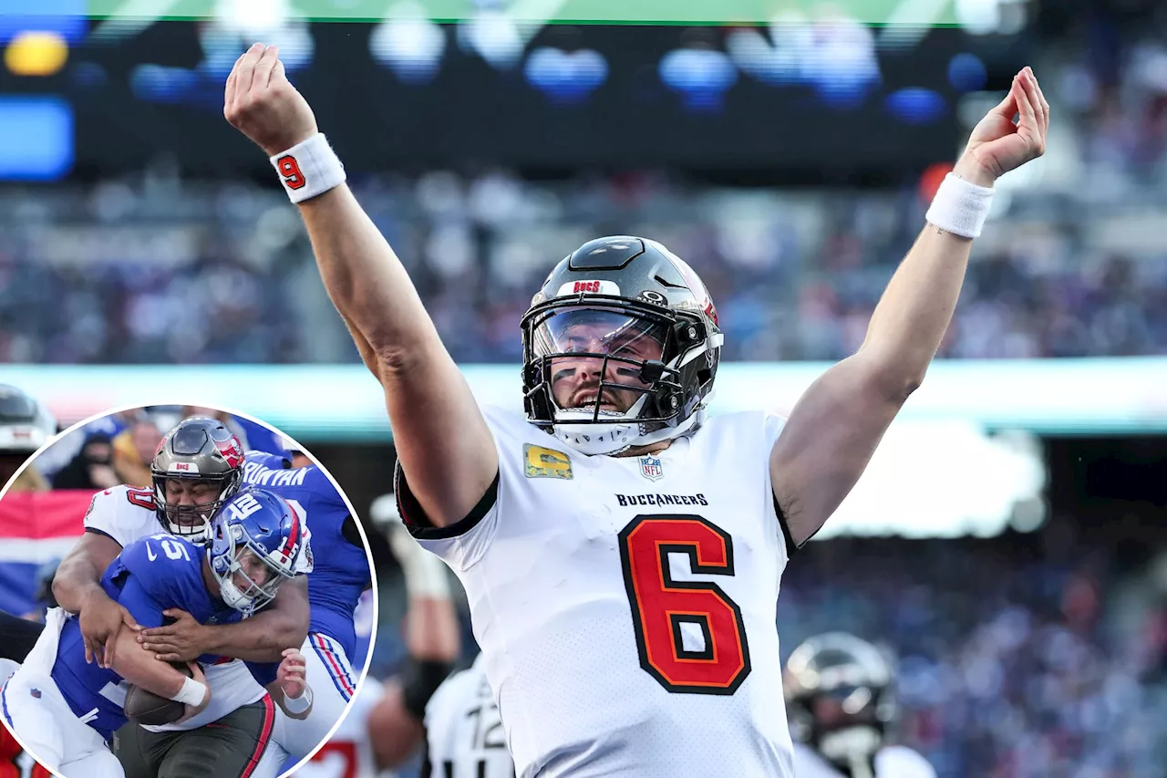 Baker Mayfield mocks Giants' Tommy DeVito with his signature hand gesture after touchdown