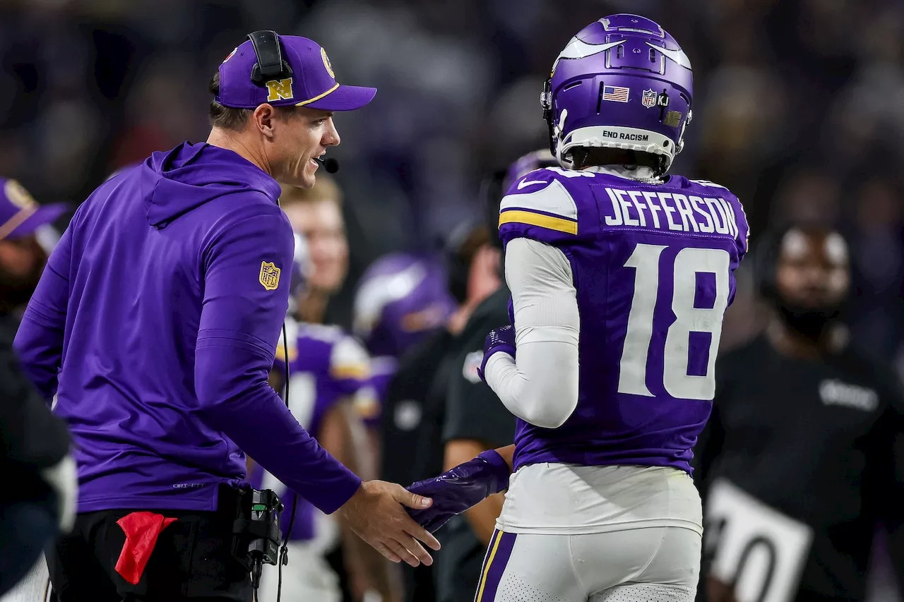 Vikings Aim for NFC North Sweep as They Face Bears in Week 12