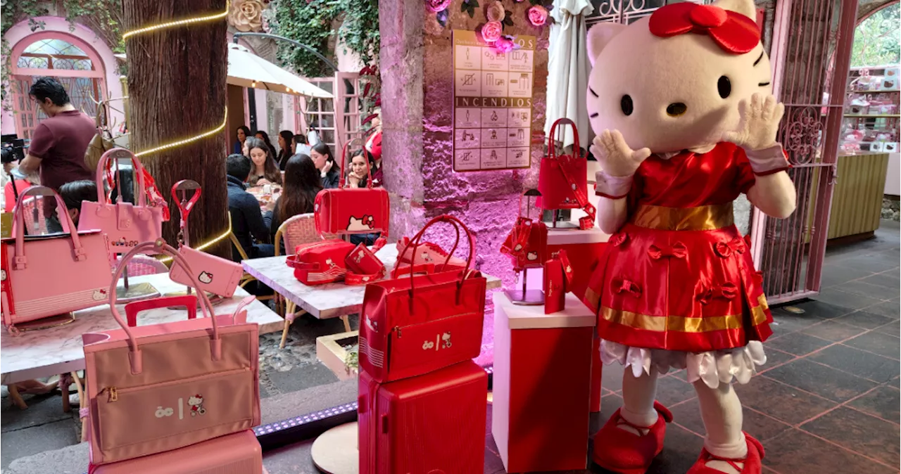 Hello Kitty continúa celebrando 50 años e inspira colección de bolsos y hasta botas