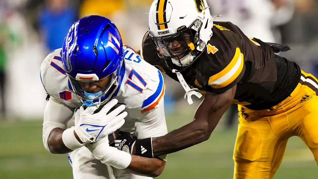 Coaches Poll top 25: Boise State up to No. 11 after Wyoming victory