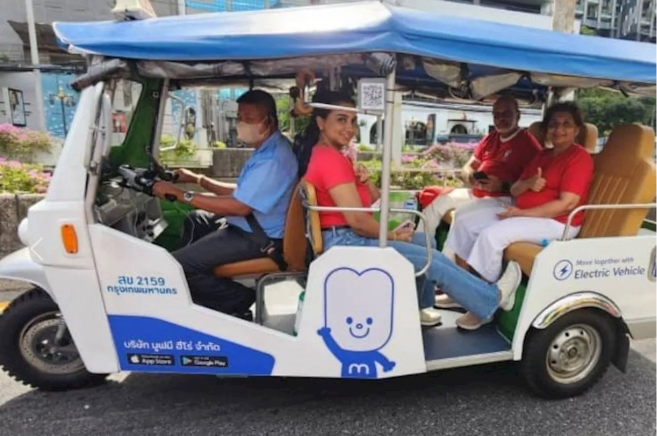 Malaysian ambassador honoured with vibrant tuk-tuk send-off in Thailand