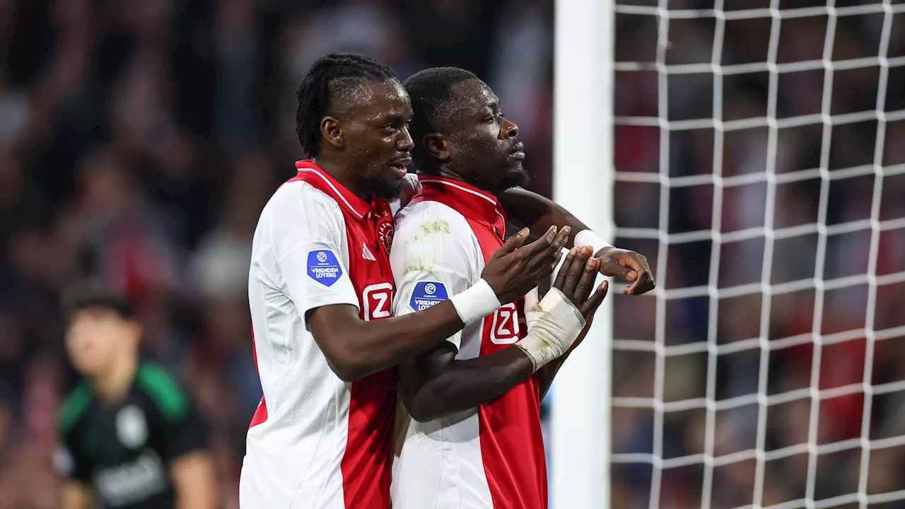 Ajax gaat mede dankzij eerste Eredivisie-goal Brian Brobbey Feyenoord weer voorbij