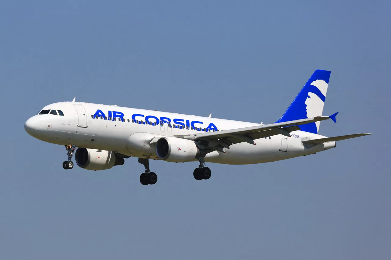 Pape François à Ajaccio : Air Corsica annonce des prix cassés au départ de Marseille