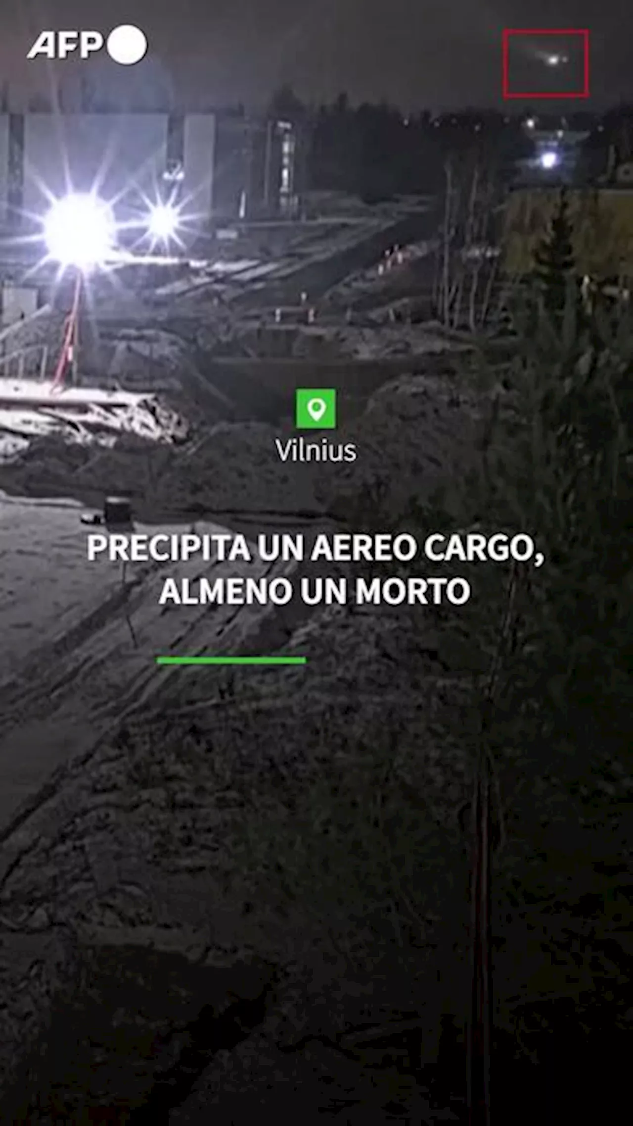 Precipita un aereo cargo, almeno un morto