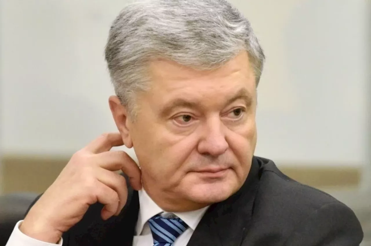 Порошенко призвал НАТО поступить с Украиной как с Западной Германией