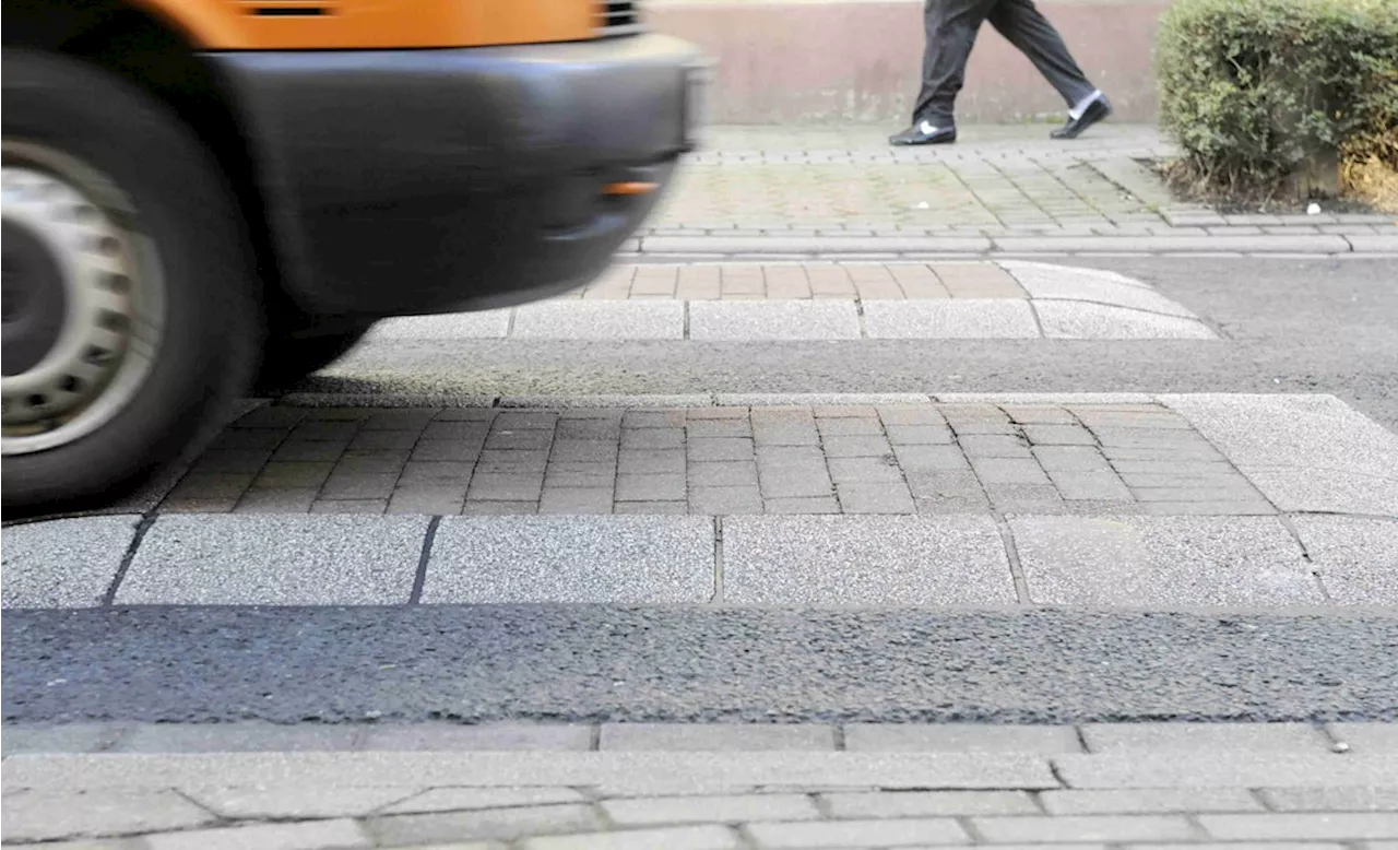 Tempelhof-Schöneberg: Verkehrsberuhigungsmaßnahmen am Tirschenreuther Ring umgesetzt