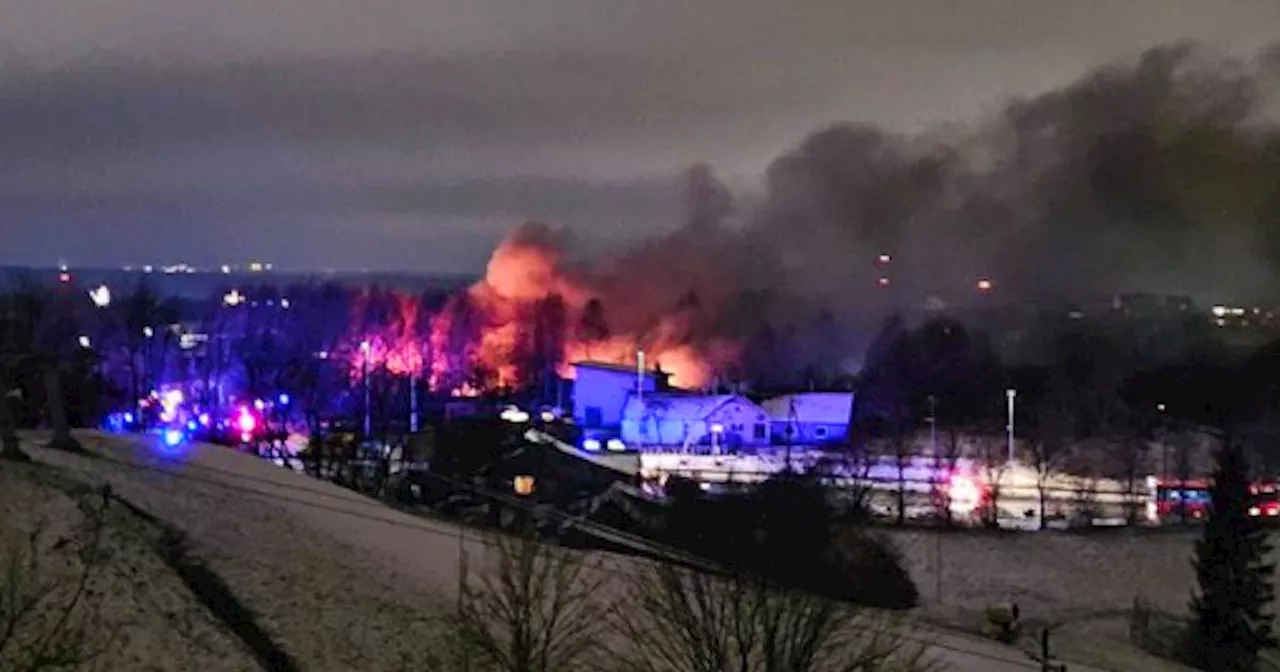 Frachtflugzeug aus Leipzig stürzt auf Wohngebäude in Litauen