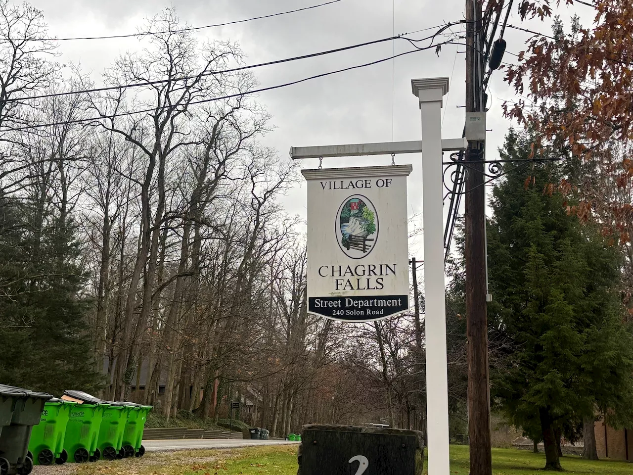 Chagrin Falls prepares for snow with new equipment -- campaign to clear sidewalks