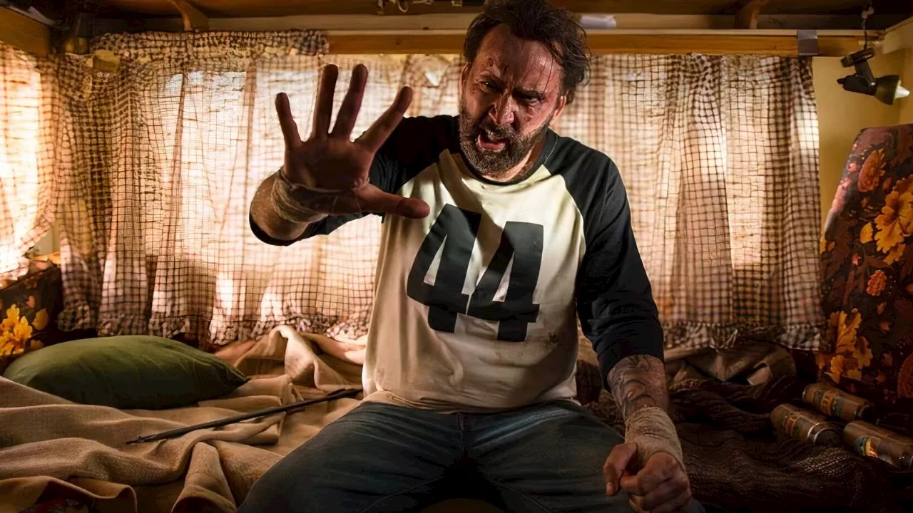 Mandy, Miley Cyrus vorrebbe trasformare in un musical il film con Nicolas Cage