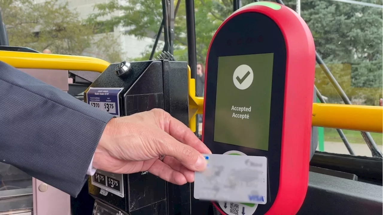 OC Transpo hands out 1,900 fines to riders not paying fares in 2 months