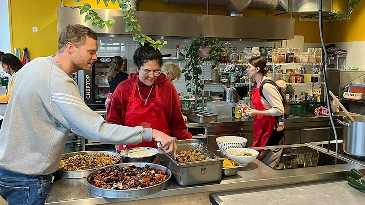 Met 'openbare kantine' Mensa Mensa probeert Floris mensen gezond te laten eten: 'Moet de makkelijkste keuze zijn'