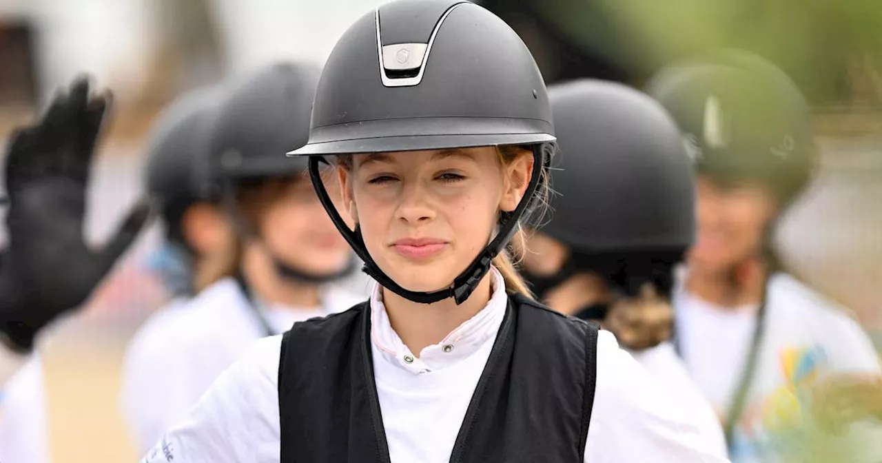 “Regard mannequin” : à 13 ans, Giulia Sarkozy est la digne héritière de sa mère Carla Bruni !