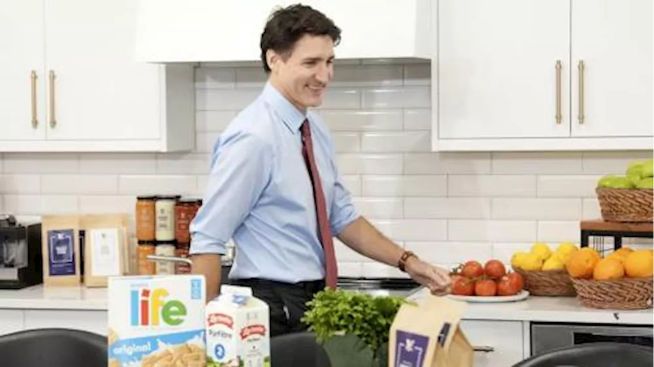 Canadians with low income upset over Trudeau’s holiday tax breaks