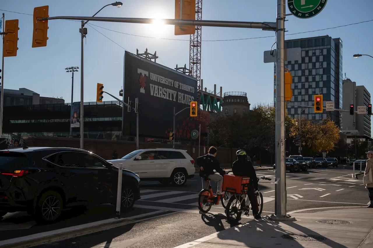 Ontario passes divisive bill to remove, block certain bike lanes