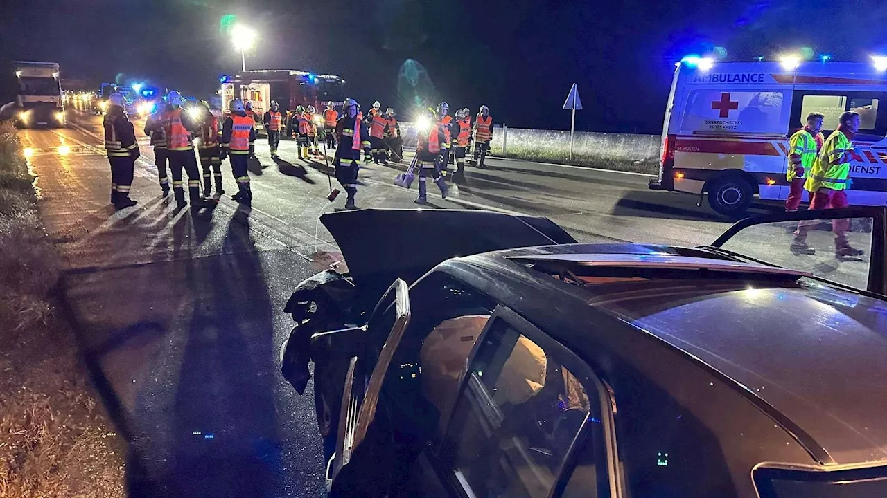 Schwerer Unfall auf der A1: Ehepaar schwer verletzt