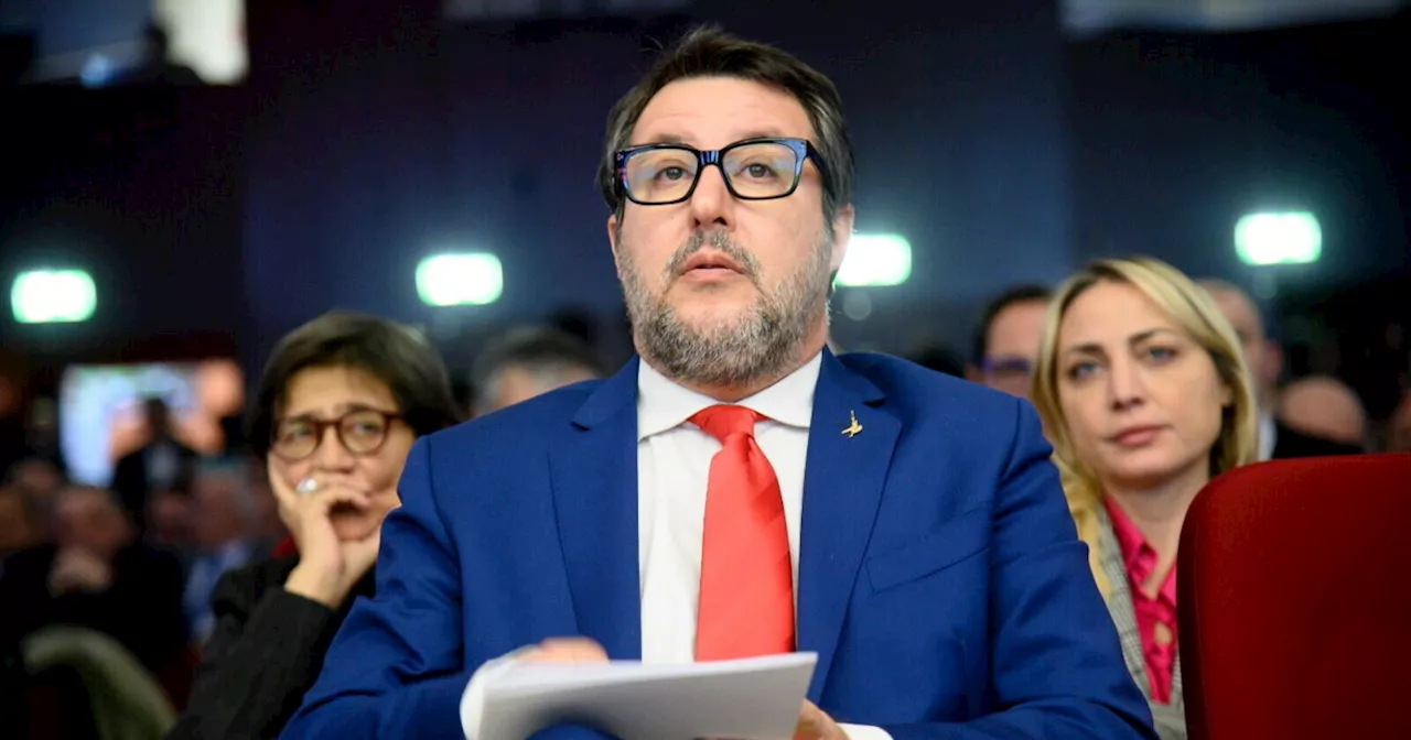 Salvini contro Unicredit: 'Non vorrei che qualcuno voglia fermare Bpm-Mps. Bankitalia vigila?'