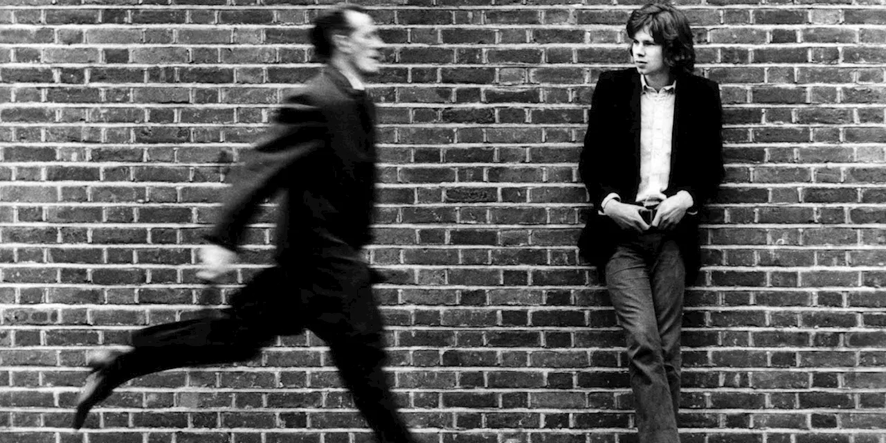 Nick Drake: Un Cantautore Geniale Ritrovato Dopo la Sua Morte