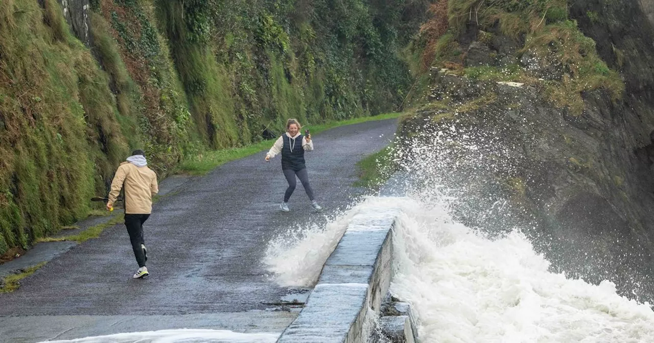 Storm Bert Causes Widespread Flooding and Power Outages in Ireland