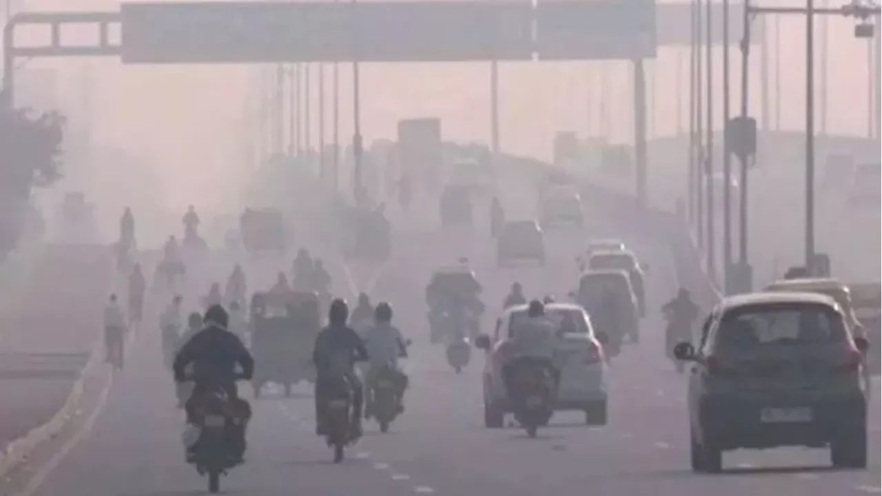 Delhi Today AQI: दिल्ली में हट सकती हैं ग्रेप-4 की पाबंदियां, आज होगी अहम बैठक; अब एक्यूआई में थोड़ी राहत