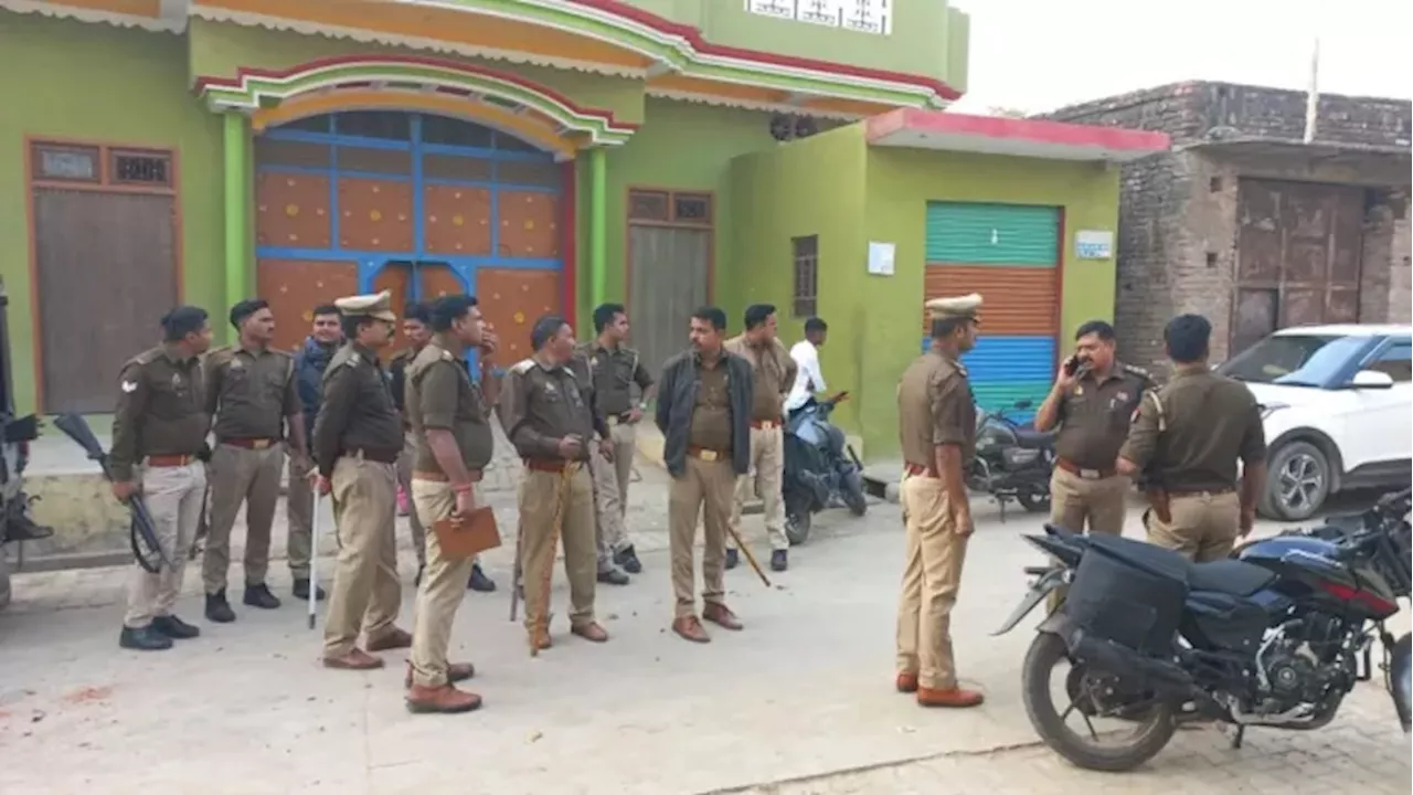 Meerut News: उपले तोड़ने पर बवाल, छतों से पथराव-फायरिंग होते गांव में मच गई चीख-पुकार; आधा घंटा दहशत में रहे लोग