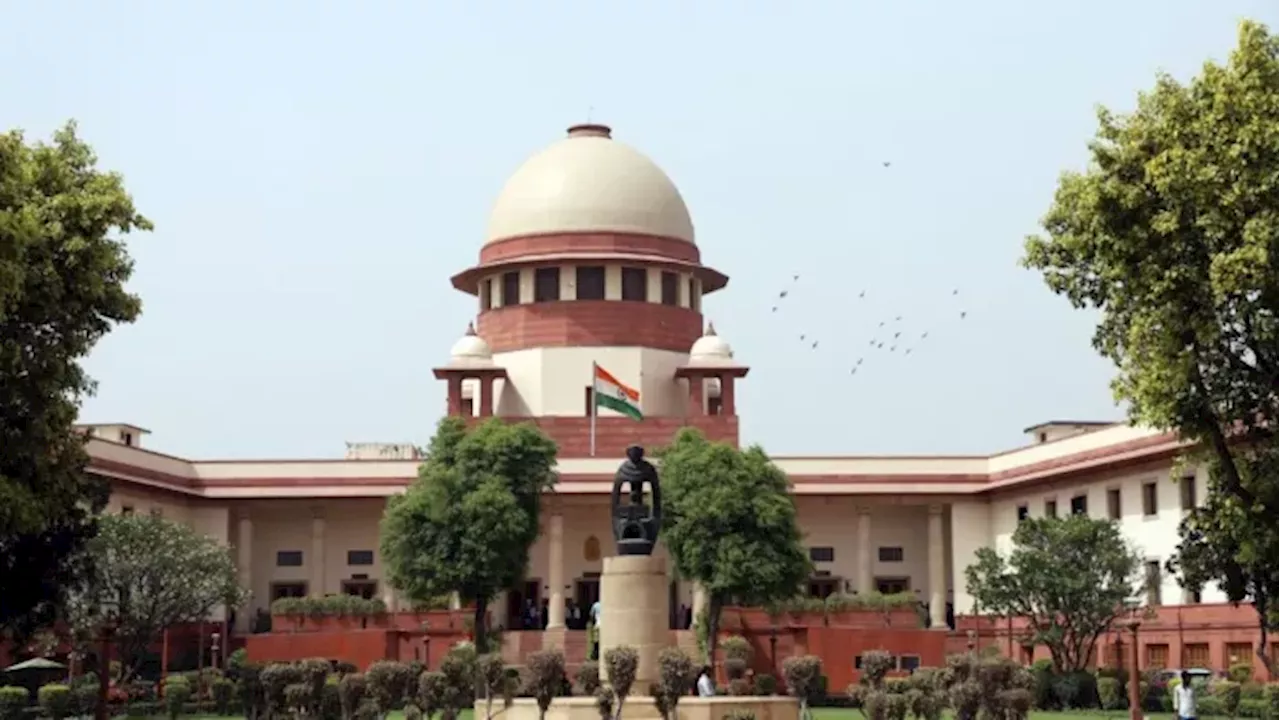 SC का ऐतिहासिक फैसला, संविधान की प्रस्तावना से 'धर्मनिर्पेक्ष' और 'समाजवादी' शब्द हटाने वाली याचिका खारिज