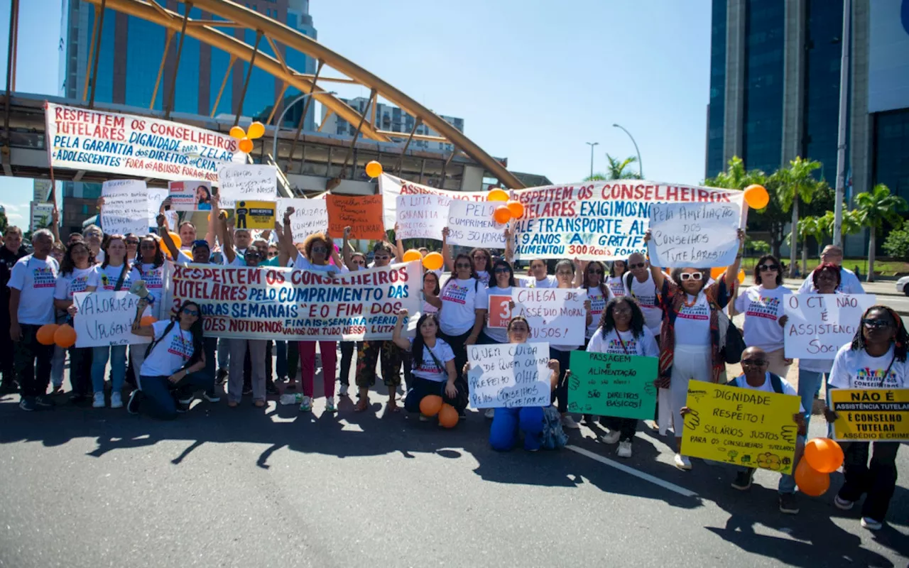 Conselheiros tutelares do Rio realizam ato por melhores condições de trabalho