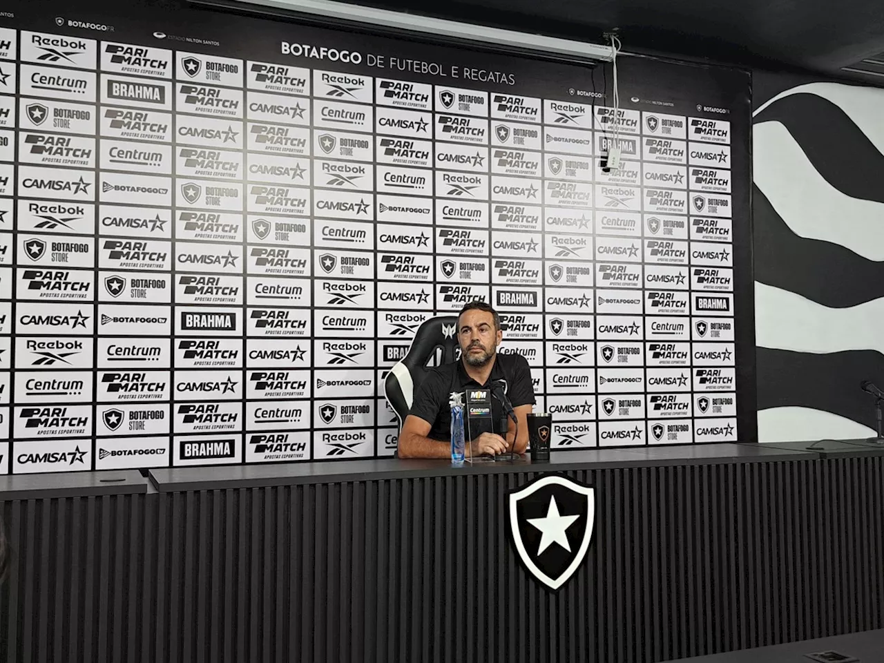 Antes de decisões contra Palmeiras e Atlético-MG, Artur Jorge blinda elenco do Botafogo: 'Ponto zero'