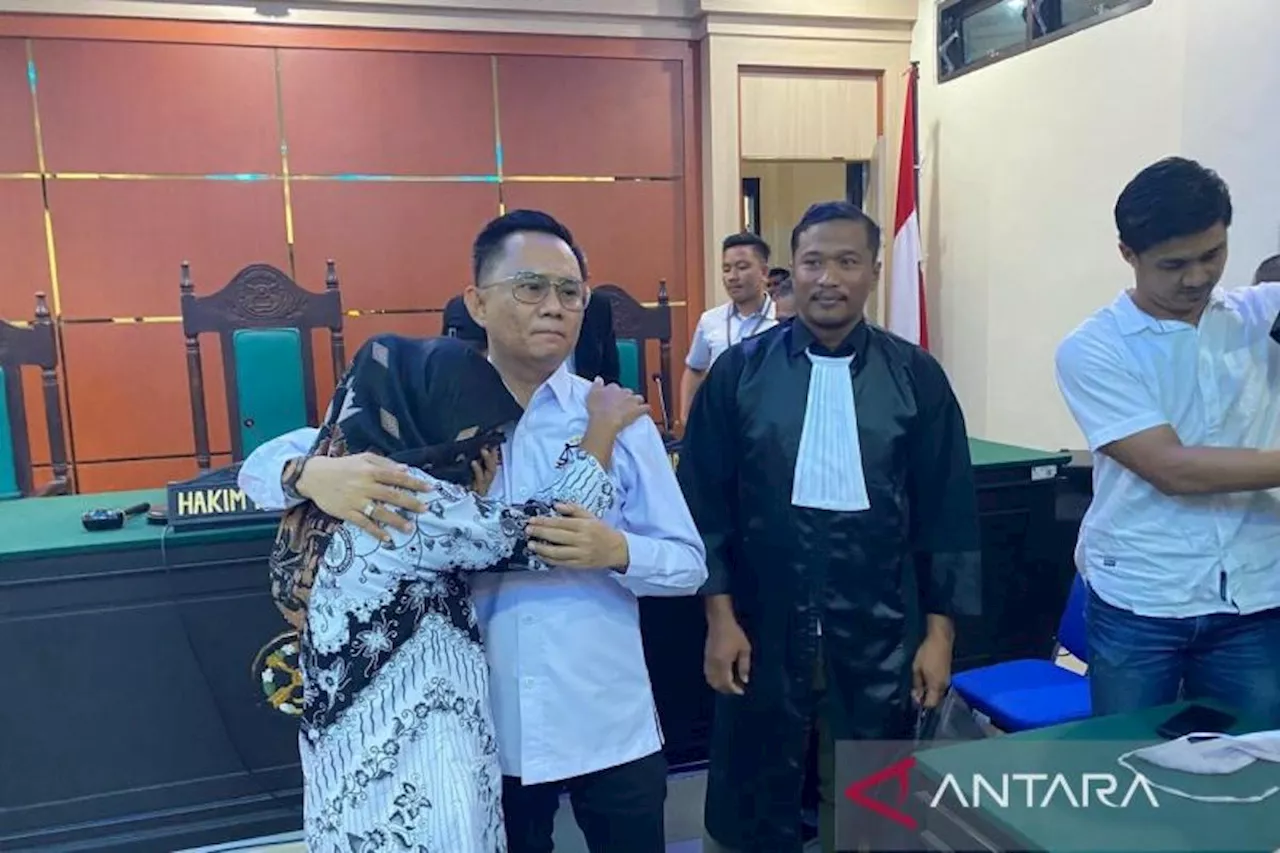 Guru Honorer Supriyani Dibebaskan dari Tuduhan Penganiayaan