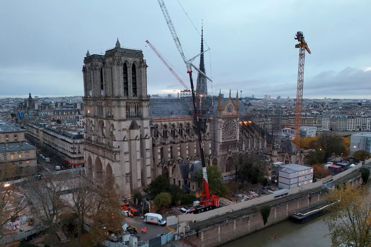 Notre-Dame de Paris: dessins d'enfant, cartes postales, dons... l'élan de solidarité des anonymes