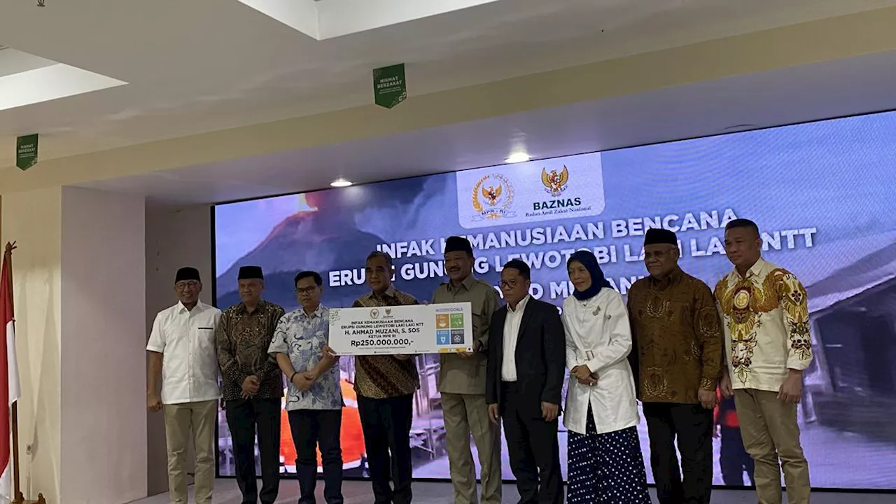 Ketua MPR RI Serahkan Bantuan untuk Masyarakat Terdampak Erupsi Gunung Lewotobi Laki-Laki pada Baznas