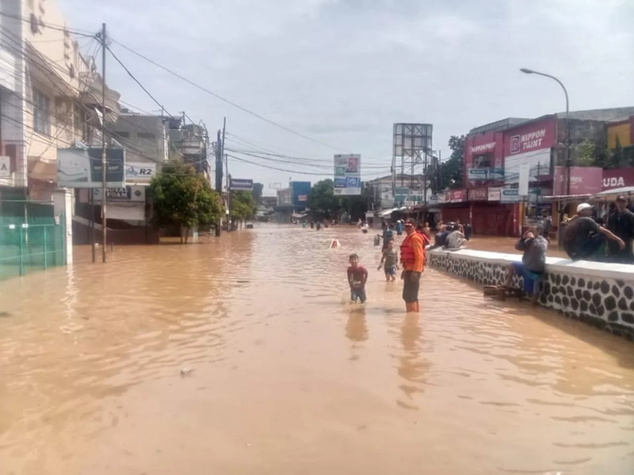 Kabupaten Bandung Tanggap Darurat Banjir dan Tanah Longsor