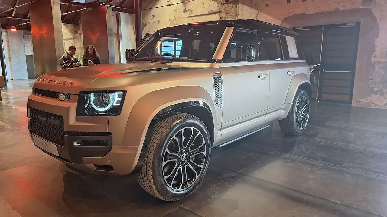 Nuova Defender Octa, pensata da Land Rover per ogni tipo di missione impossibile: siamo andati a scoprirla a Milano