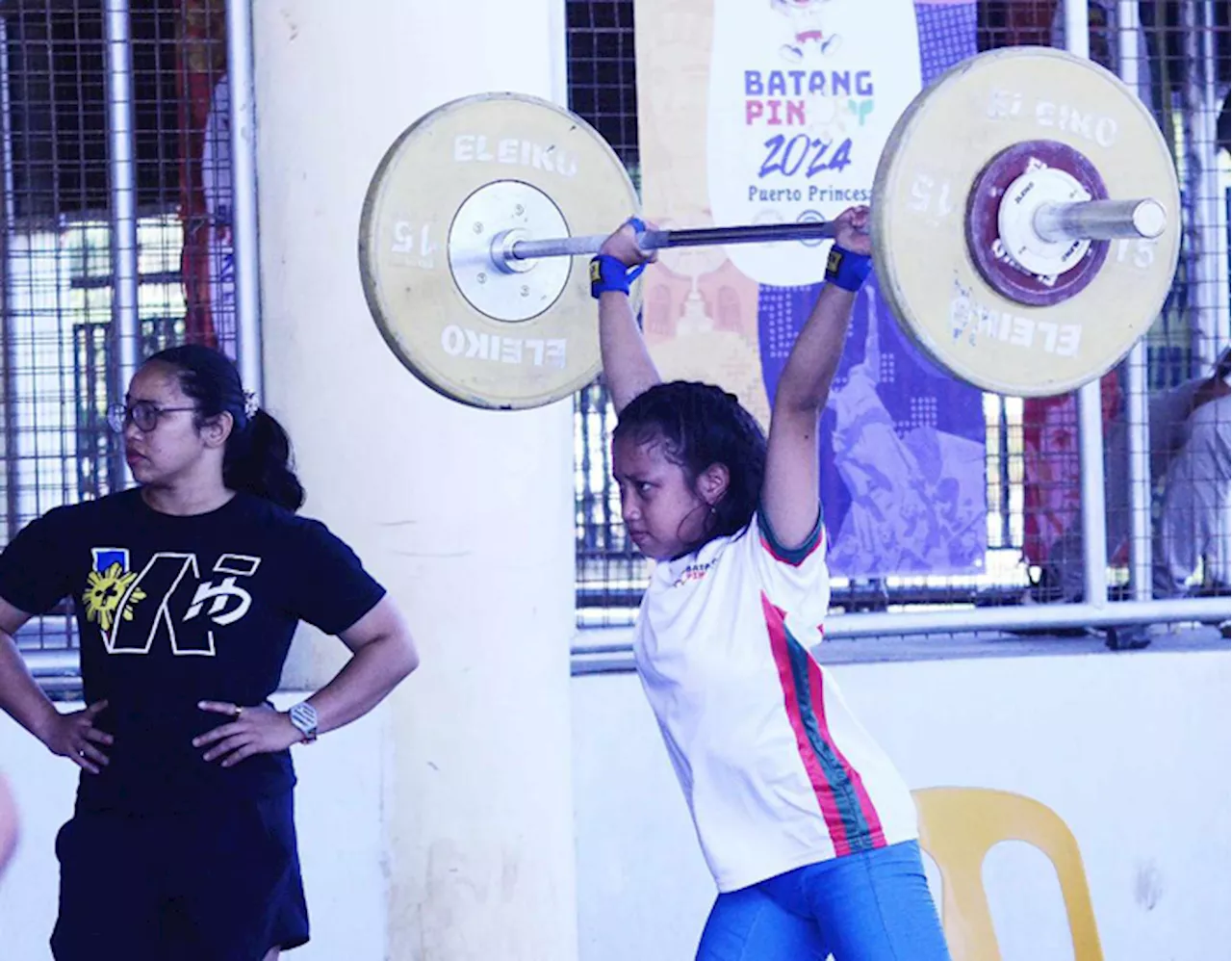 Diaz’s weightlifting ward wins Batang Pinoy gold