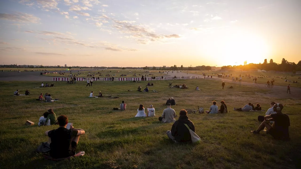 Tempelhofer Feld bebauen? Kai Wegner macht Vorschlag