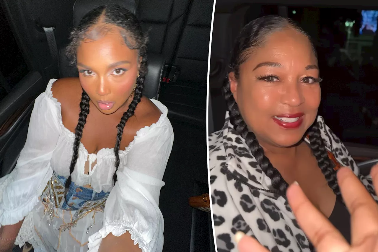 Fans shocked over Lizzo's weight loss as singer twins with look-alike mom Shari in matching braids