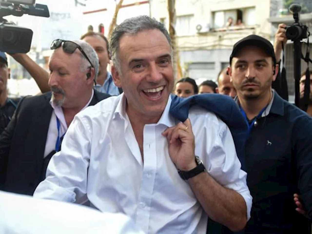 Orsi ganó presidenciales en Uruguay y la izquierda regresa al poder, según proyecciones