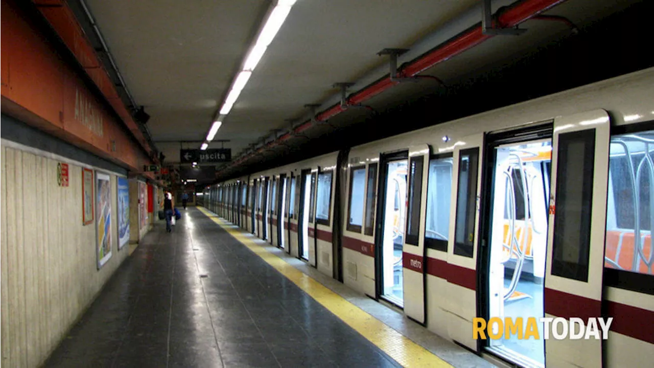 La metro A torna a viaggiare la sera