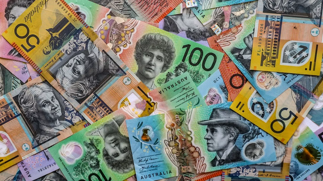 Hundreds of thousands of Aussies to get $400 govt payment