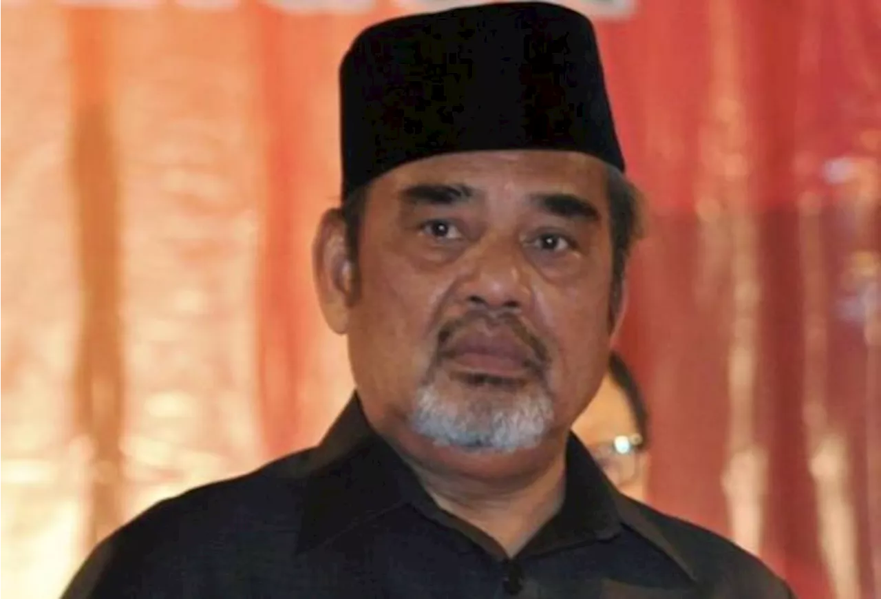 Umno supreme council revokes Tajuddin's membership suspension