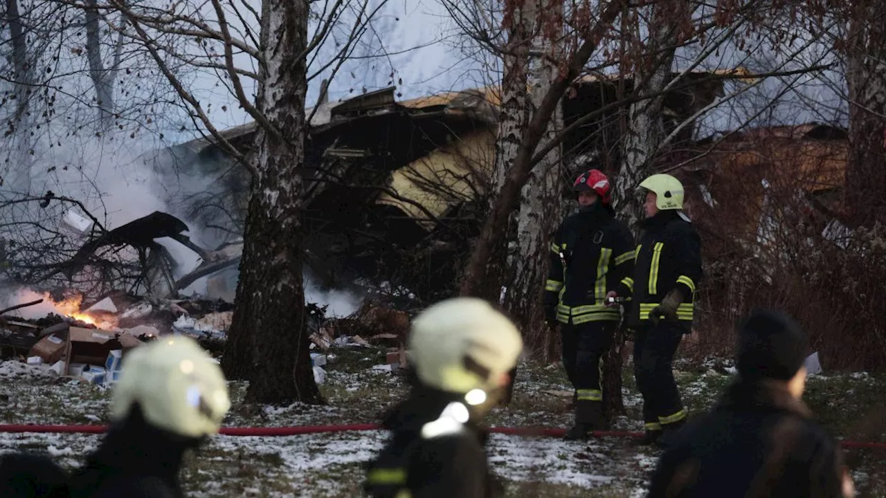 DHL Boeing 737 crashes into residential area while trying to land