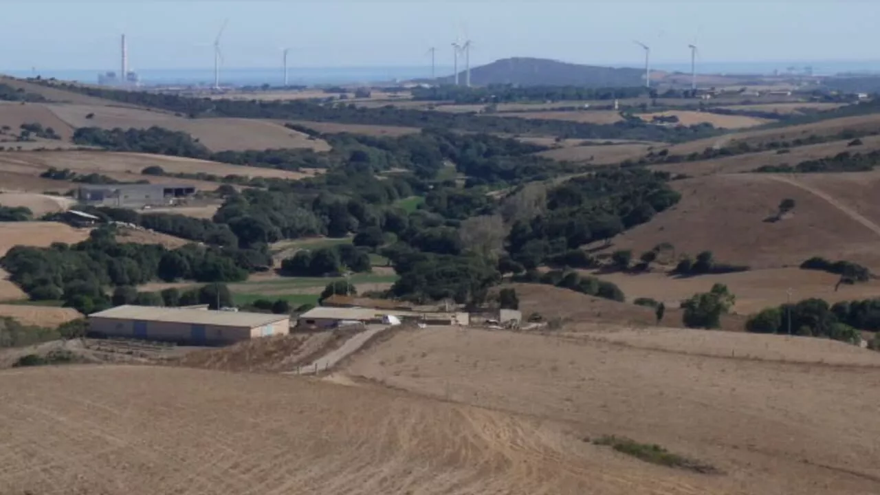 Fermato l'impianto fotovoltaico più grande d'Italia per 'salvare' stagni e campi abbandonati