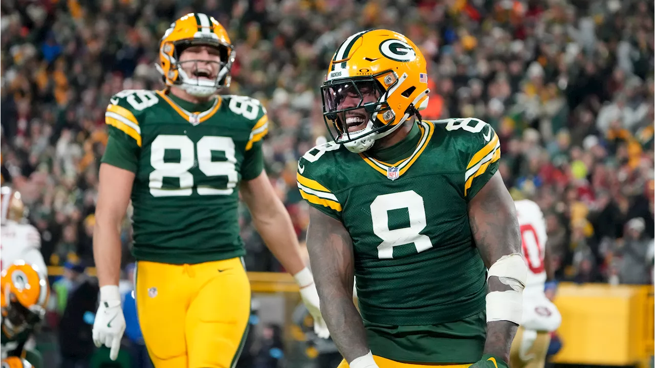 Packers Dominate 49ers, Ending Streak of No 100-Yard Rushers