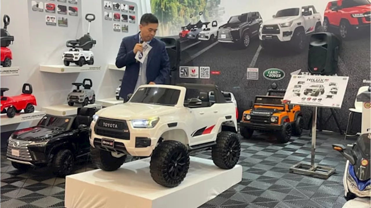 Toyota Hilux GR Sport Edisi Mini Ini Dijual Rp6 Jutaan di GJAW 2024