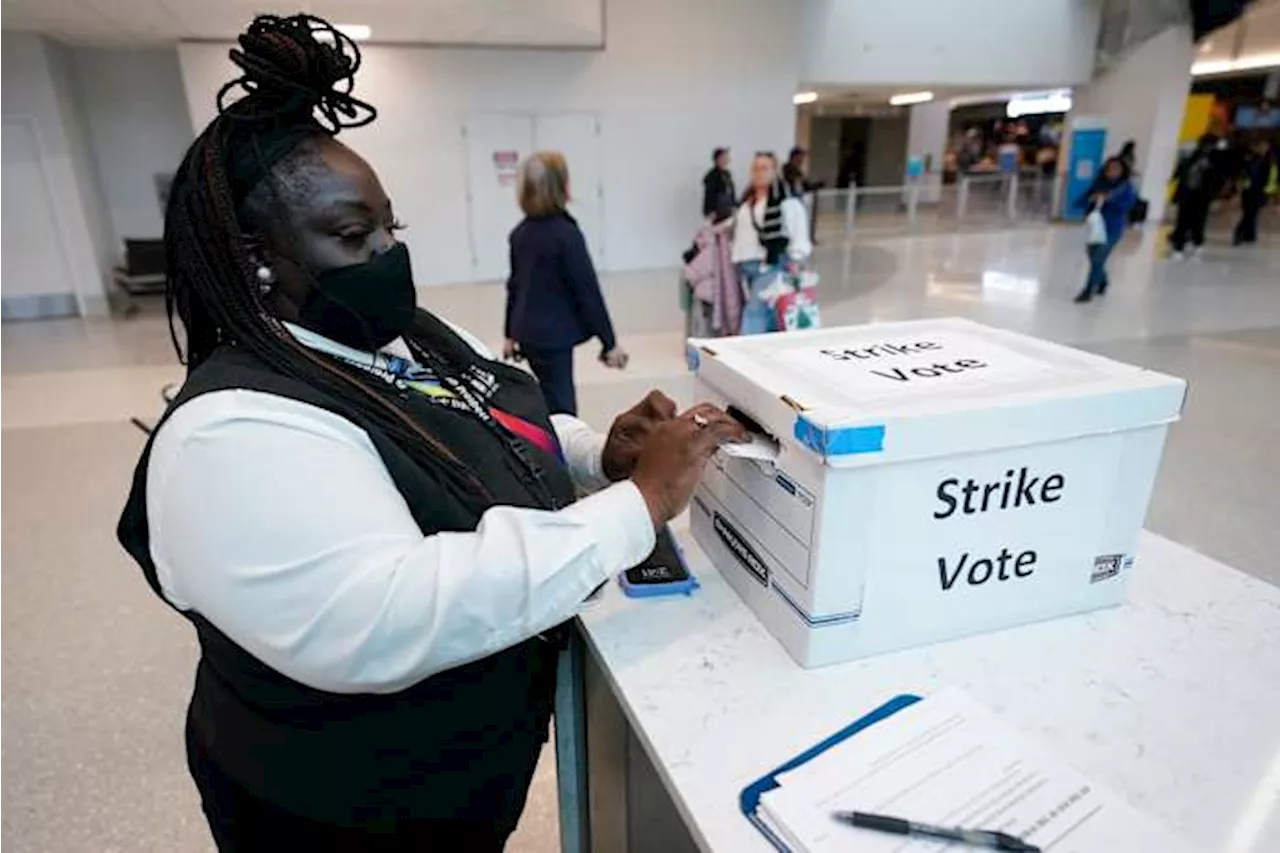 Charlotte airport workers plan to strike during busy Thanksgiving travel week