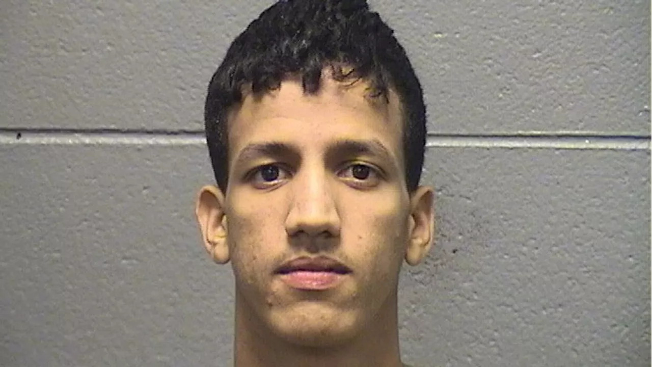 Suspect in shooting of Jewish Chicago man searched synagogues before attack, report says