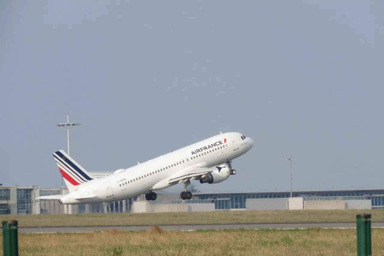 Aéroport de Roissy : ils tentent de cambrioler les policiers pour récupérer de la cocaïne saisie