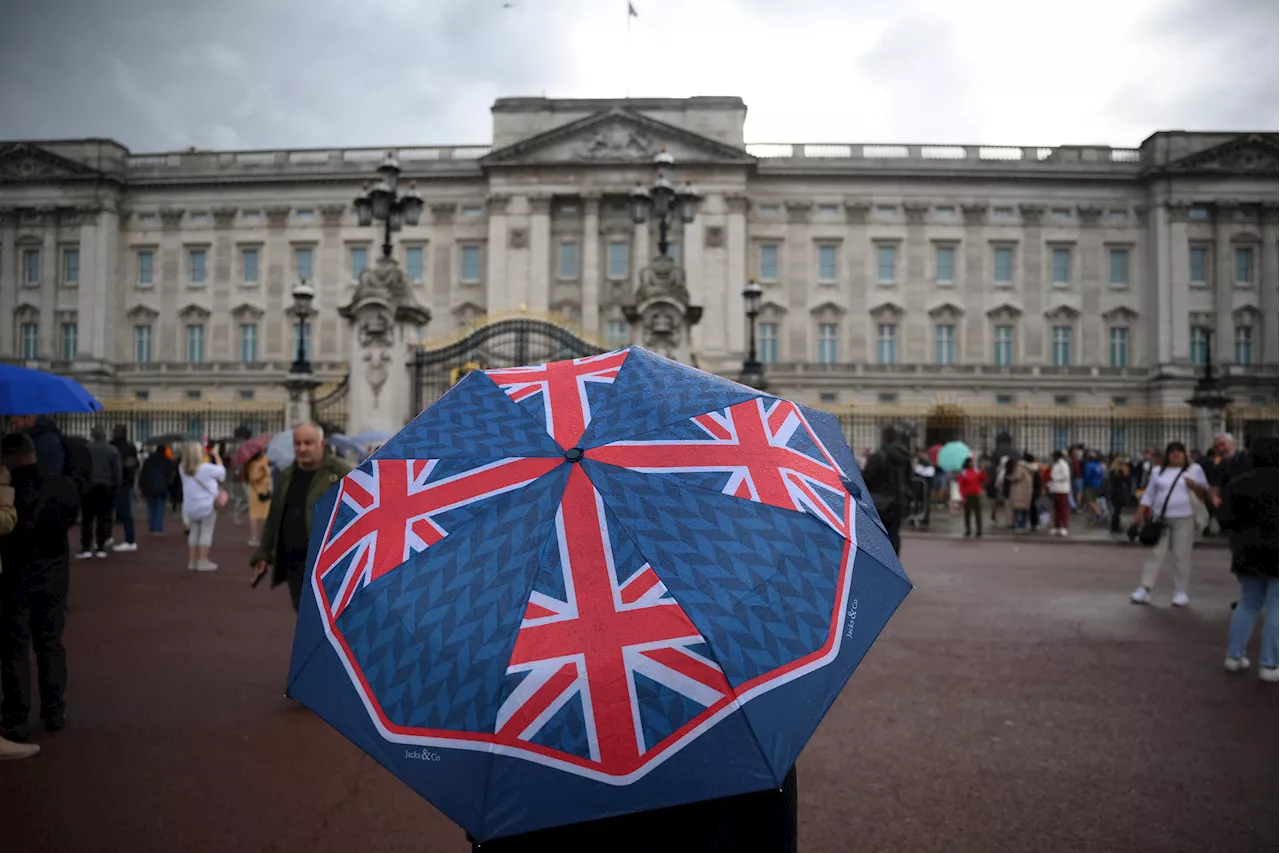 A Buckingham Palace alcune stanze chiuse per lavori, ecco quali e per quanto