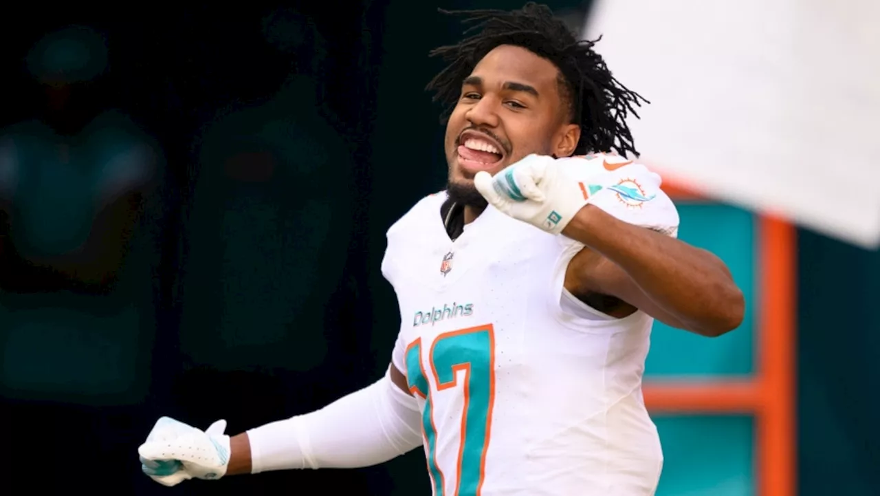 Miami coach praises Jaylen Waddle's growth leading to breakthrough game for Dolphins