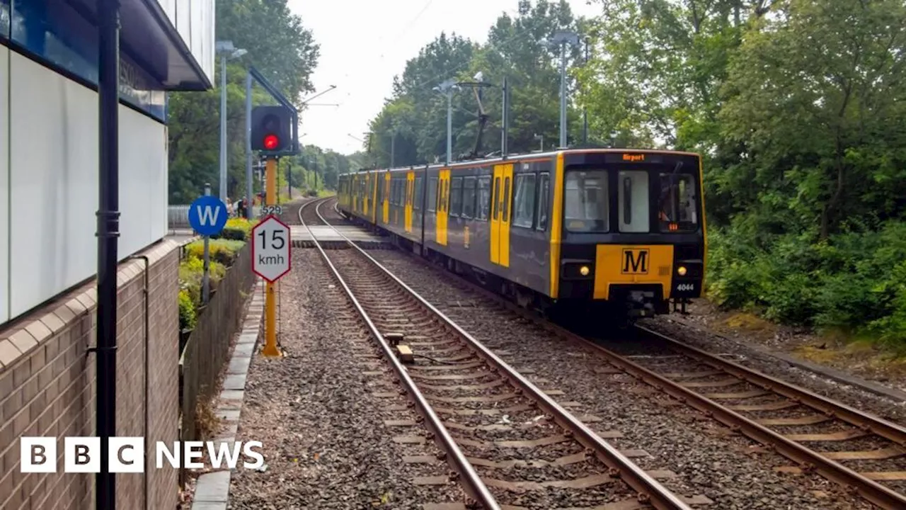 Tyne and Wear Metro: One in four trains break down in one morning