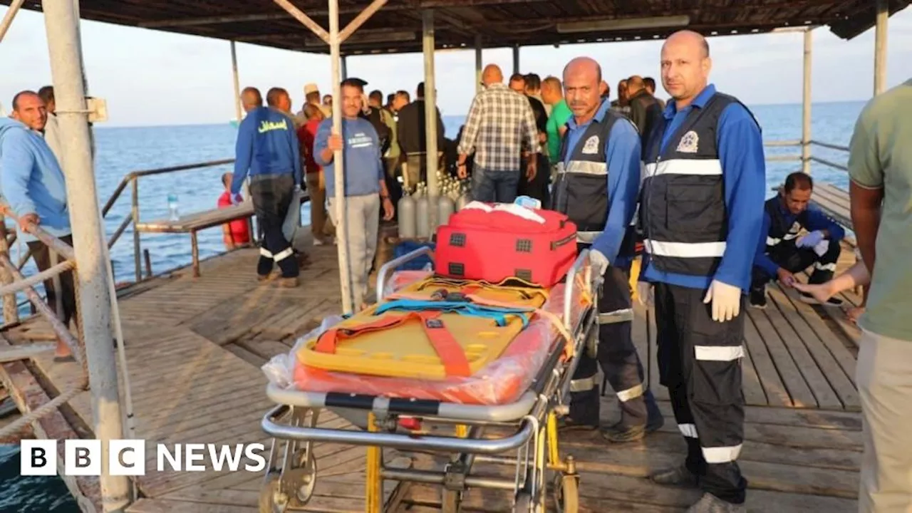 Red Sea sinking: Search for people missing enters second day